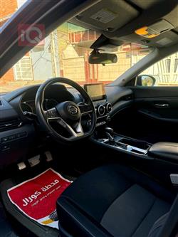 نيسان سنترا